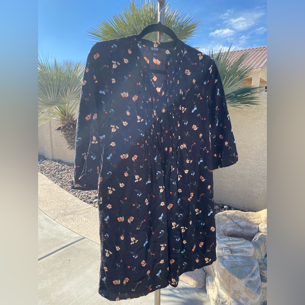 🎉 Ana black floral dress XS 🎉